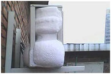 Обмерзание внешнего блока Обмерзание внешнего блока